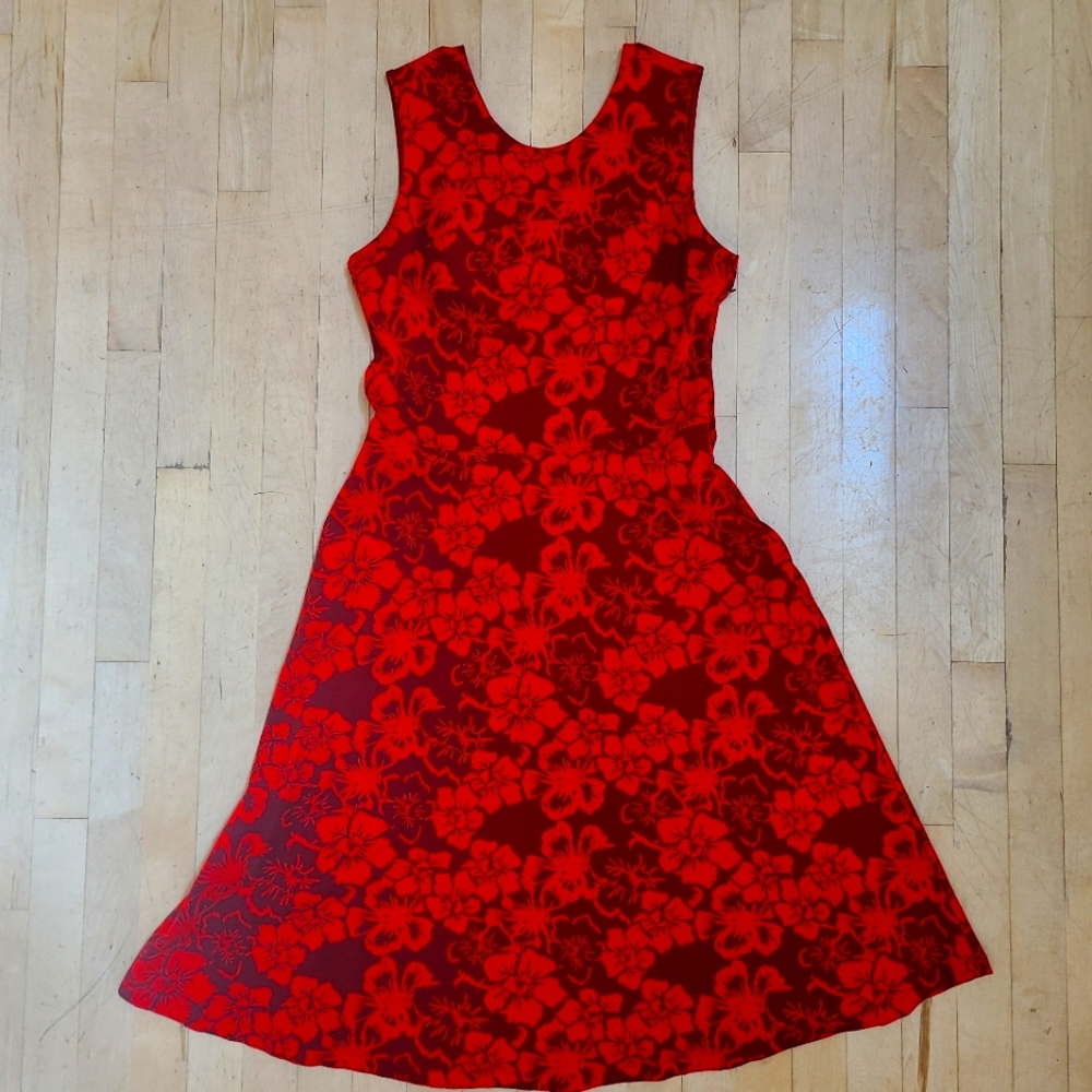 EUC Land's End Red Floral Patterned Dress. Size 12 Tall